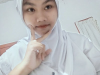 Foto cewe Adin yang cantik imut lucu .jpg
